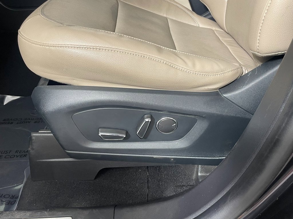 Used 2020 Ford Explorer Limited w/ Class III Trailer Tow Package image 24