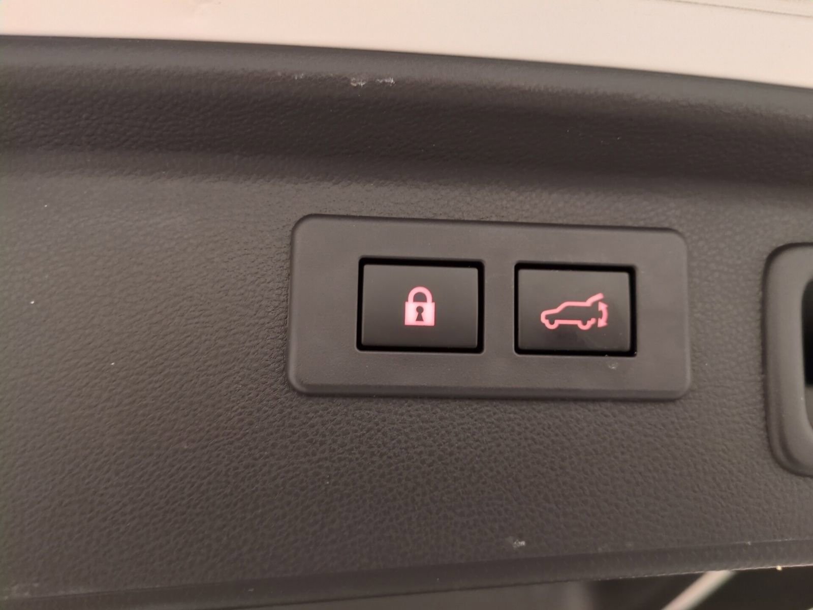 Certified 2022 Subaru Forester Touring w/ Popular Package #3 image 14
