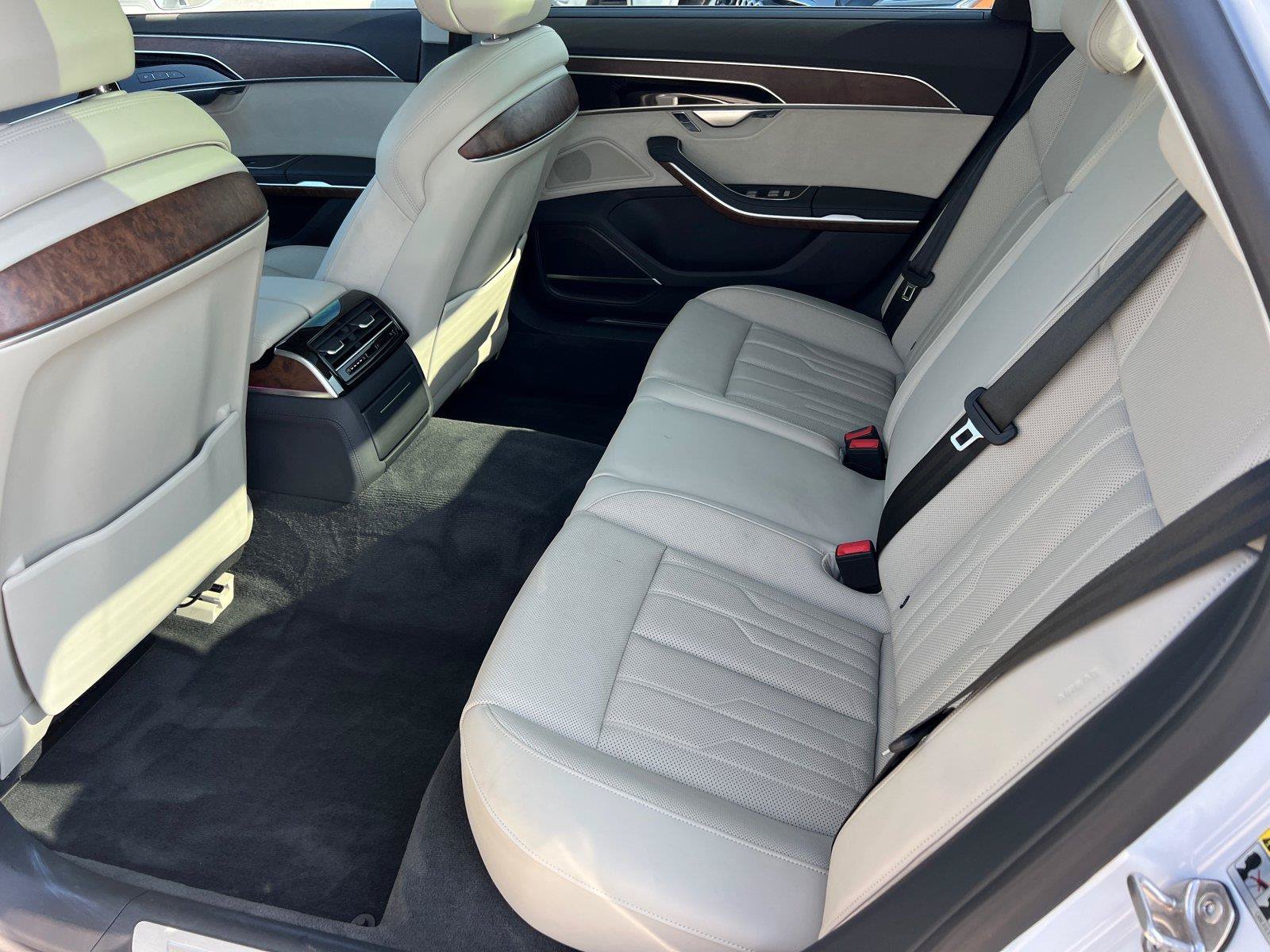 Used 2022 Audi A8 L 3.0T AWD/4WD image 21