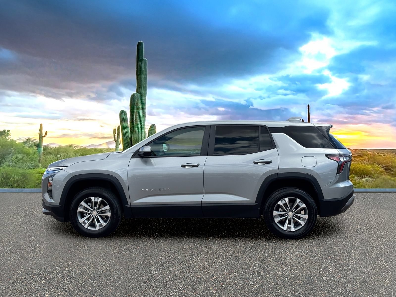 Used 2025 Chevrolet Equinox LT FWD image 3