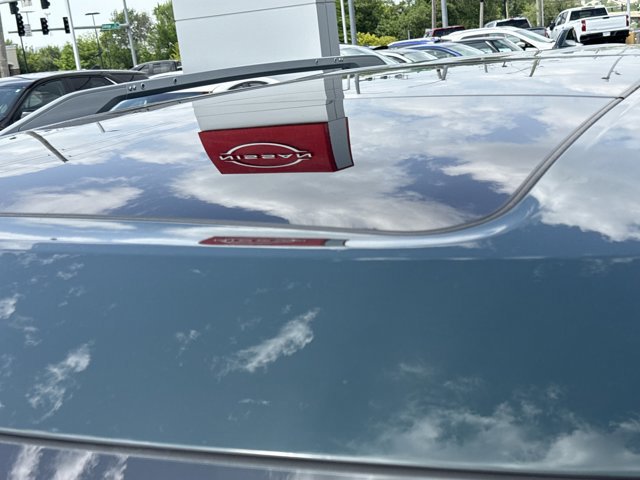 Certified 2025 Nissan Pathfinder Platinum AWD/4WD image 16
