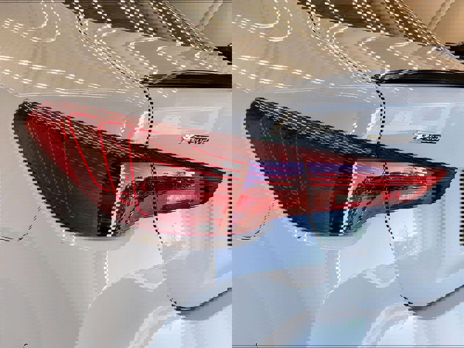 Used 2025 BMW M4 xDrive Competition w/ Executive Package image 29