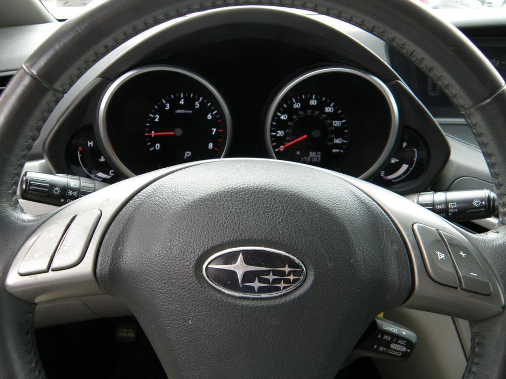 Used 2013 Subaru Tribeca Limited image 12