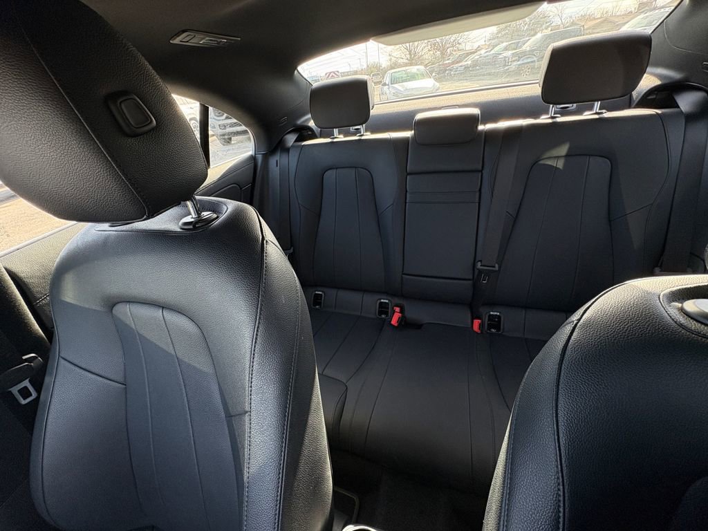 Used 2025 Mercedes-Benz CLA 250 image 5