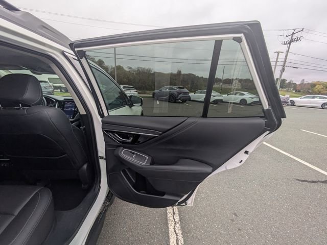 Used 2022 Subaru Outback Limited image 14