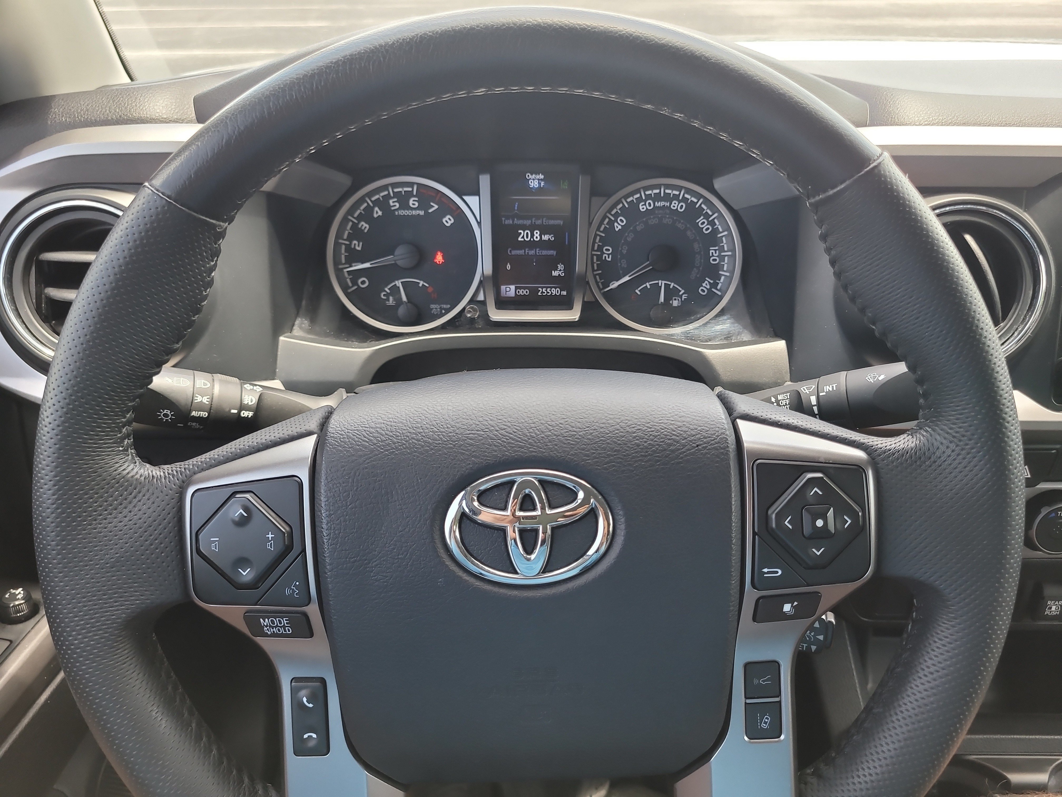 Used 2023 Toyota Tacoma SR5 AWD/4WD image 28