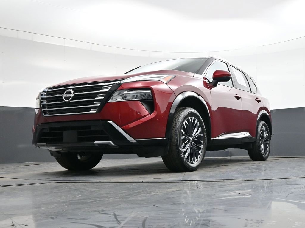 Used 2025 Nissan Rogue Platinum w/ Platinum Premium Package image 45