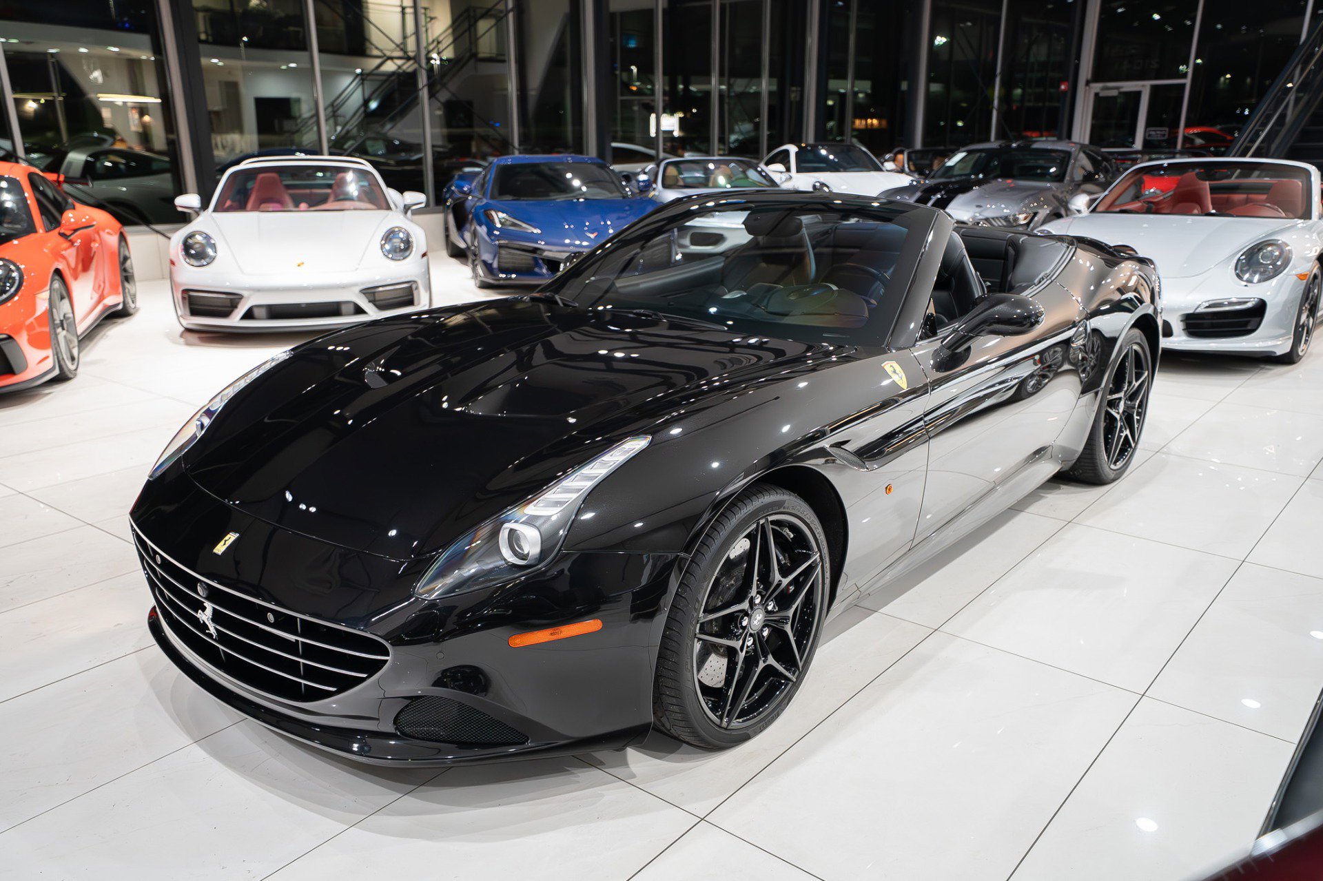 Used 2015 Ferrari California T image 36
