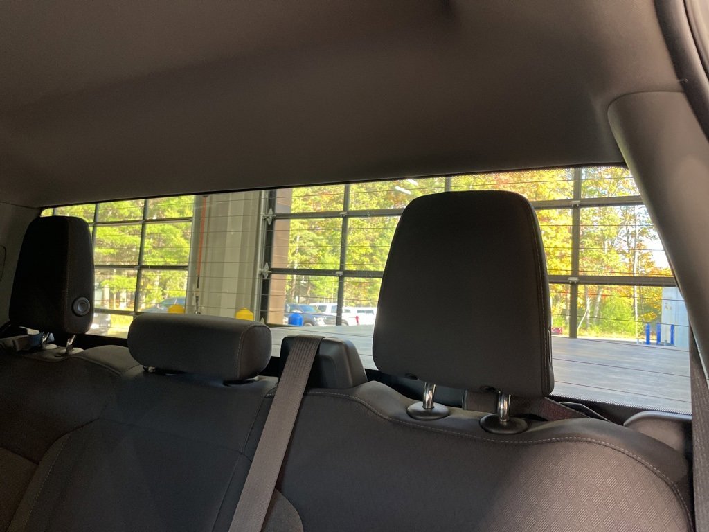 Used 2022 Chevrolet Silverado 1500 Custom image 20