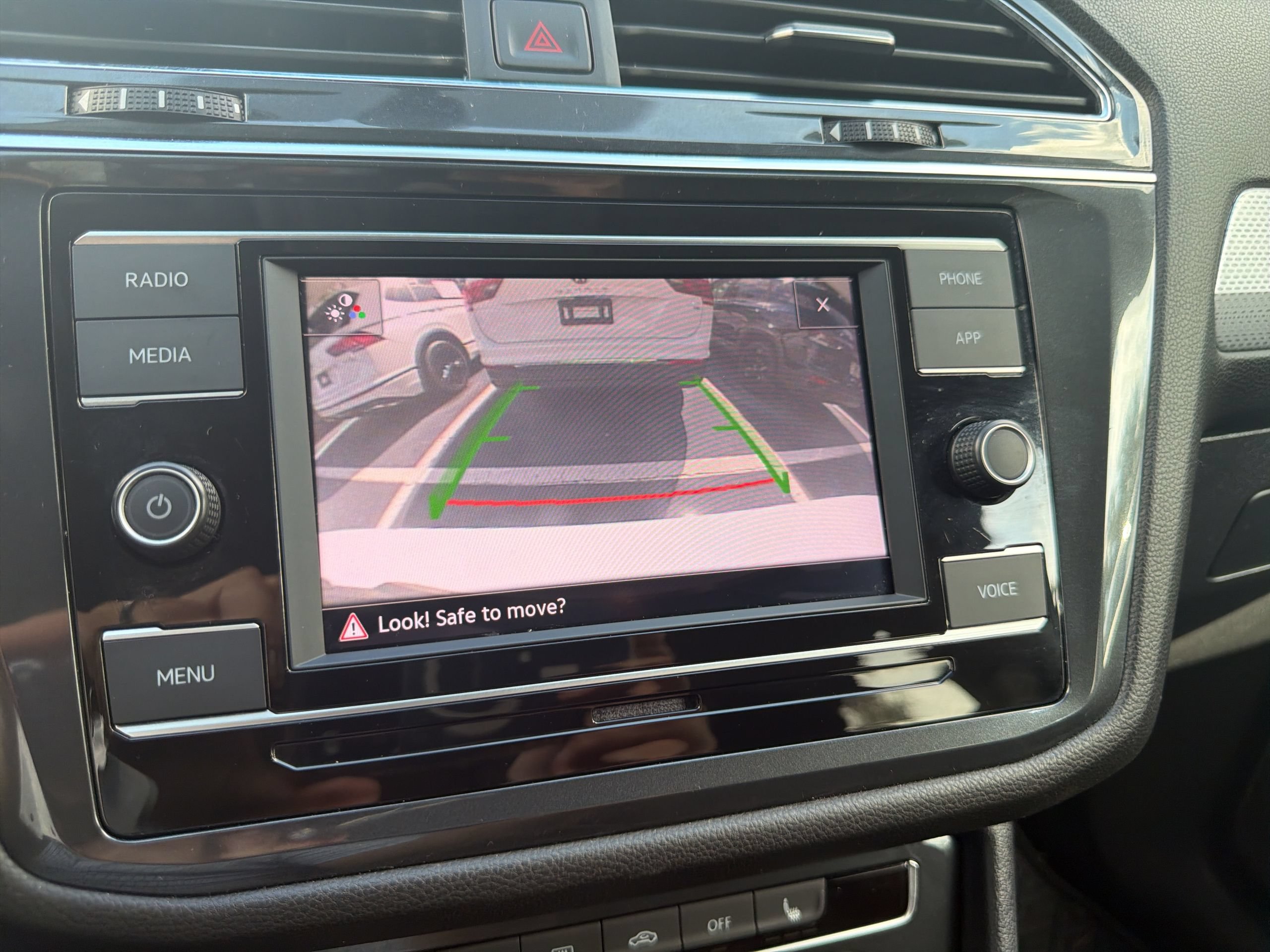 Used 2023 Volkswagen Tiguan S FWD image 14