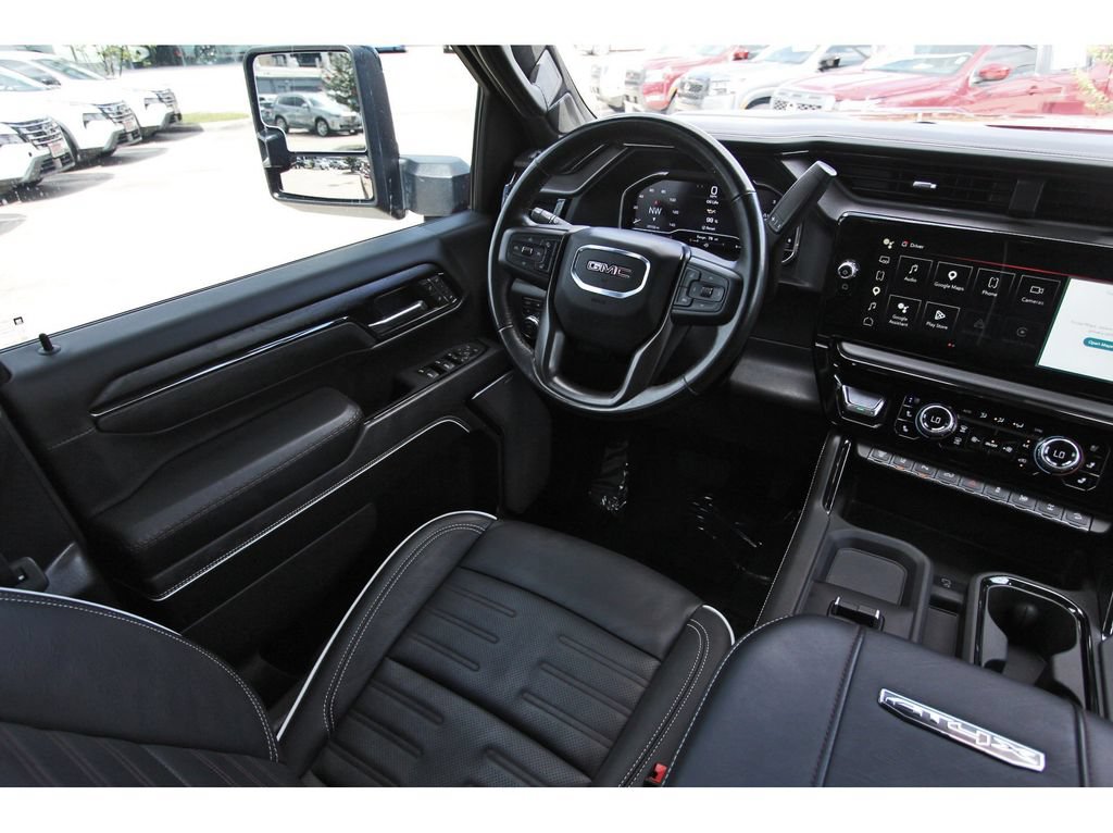 Used 2025 GMC Sierra 2500 AT4X AWD/4WD image 11