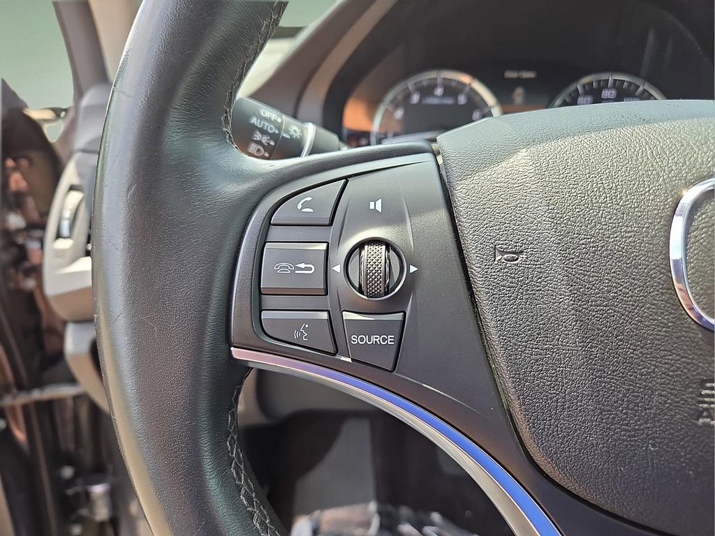 Used 2017 Acura MDX SH-AWD w/ Technology Package image 22