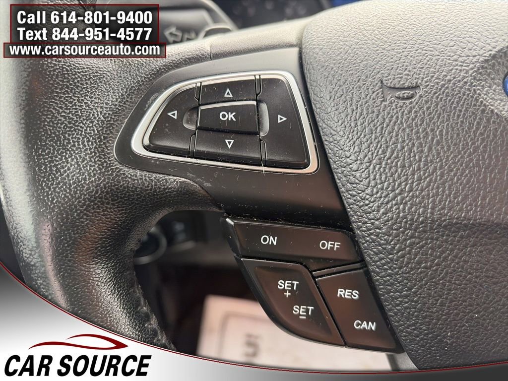 Used 2015 Ford Focus SE w/ SE Sport Package image 11