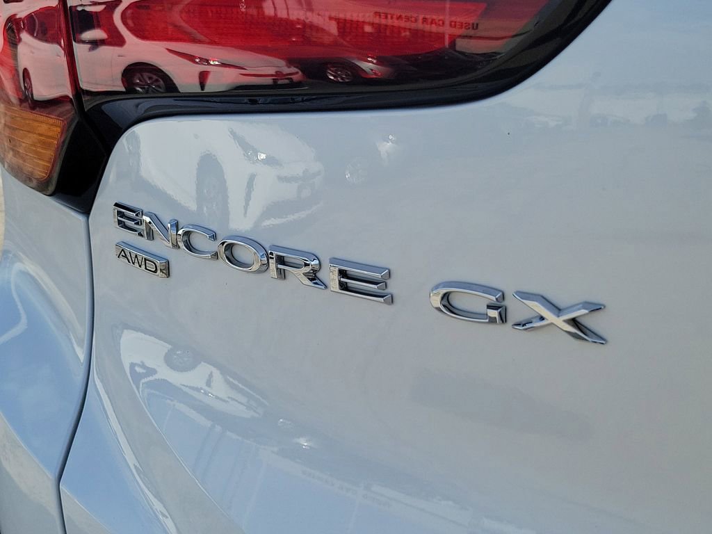 Used 2023 Buick Encore GX Essence w/ Experience Buick Package image 7