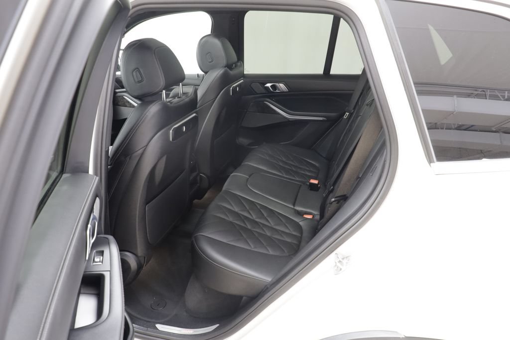 Used 2026 BMW X5 xDrive40i AWD/4WD image 15