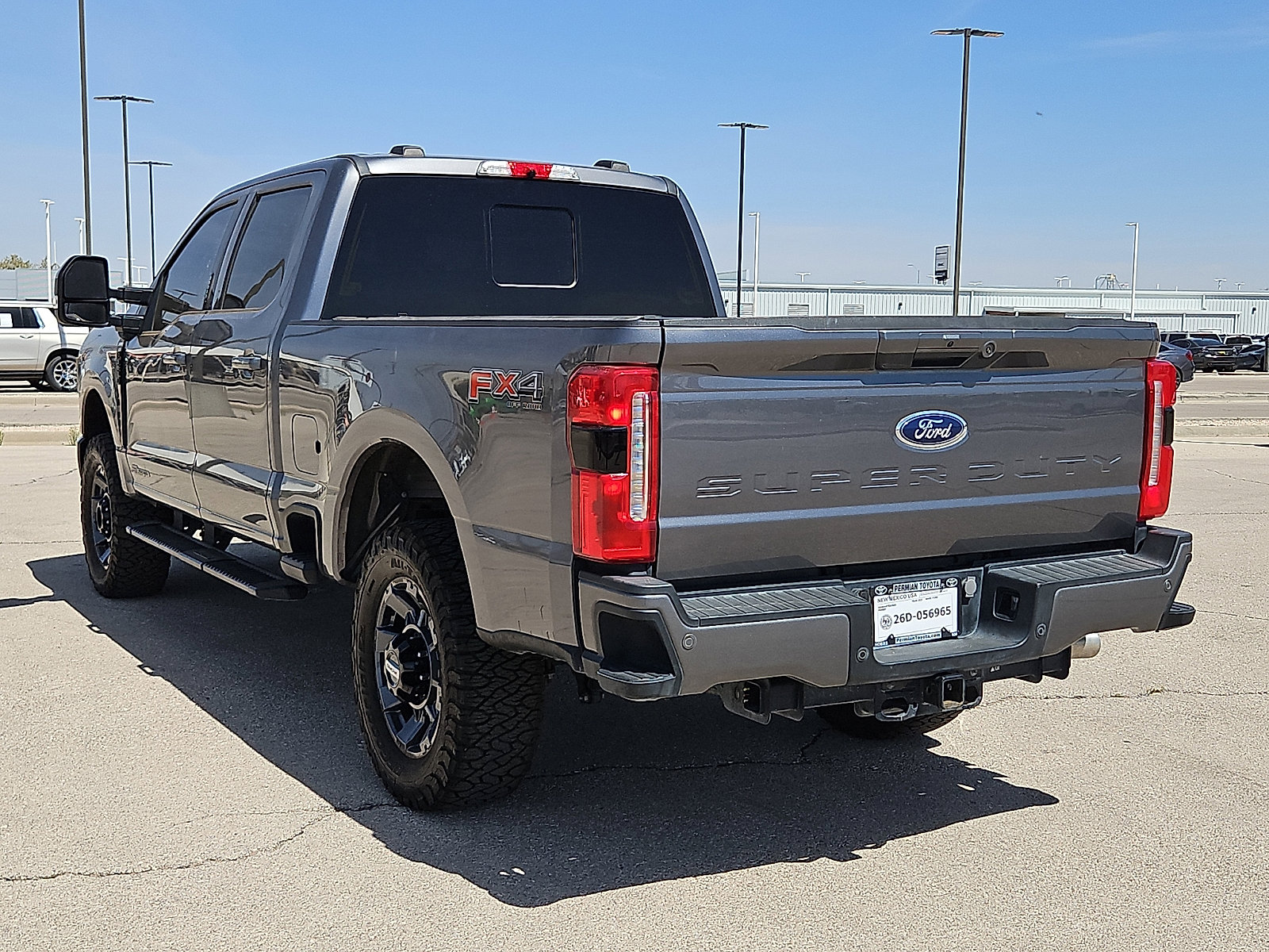 Used 2023 Ford F250 Lariat w/ Lariat Ultimate Package image 3