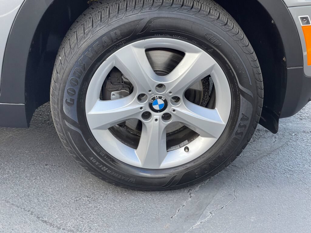 Used 2011 BMW X5 xDrive35i AWD/4WD image 4