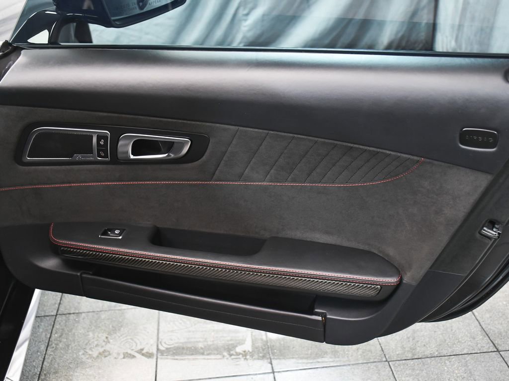 Used 2018 Mercedes-Benz AMG GT C image 17