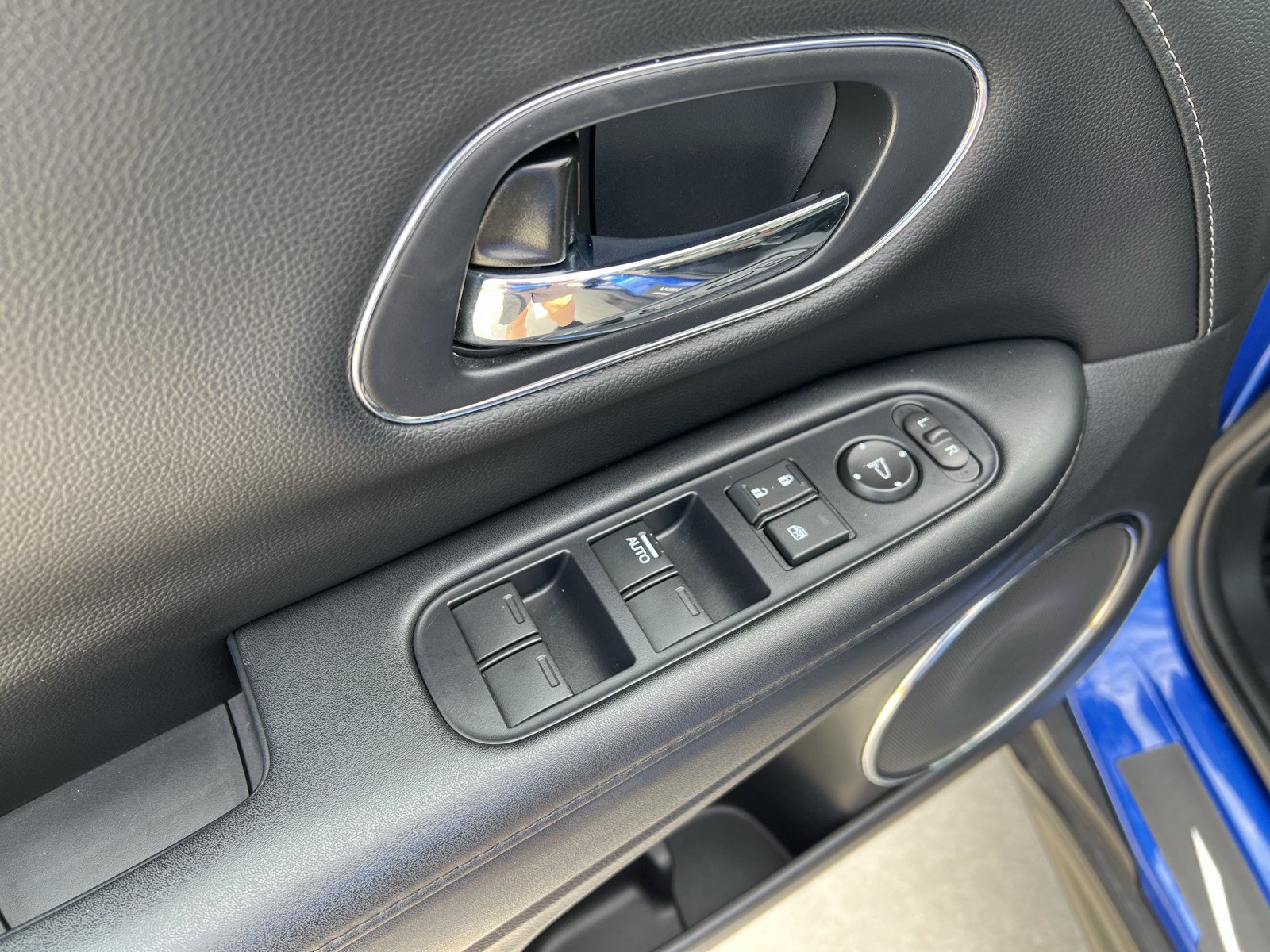 Used 2020 Honda HR-V EX-L image 15