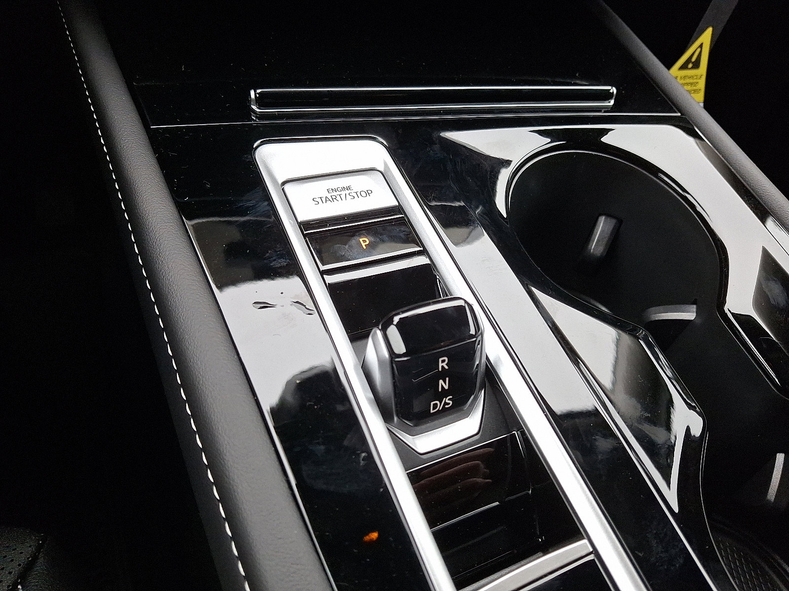 New 2025 Volkswagen Atlas SE image 8