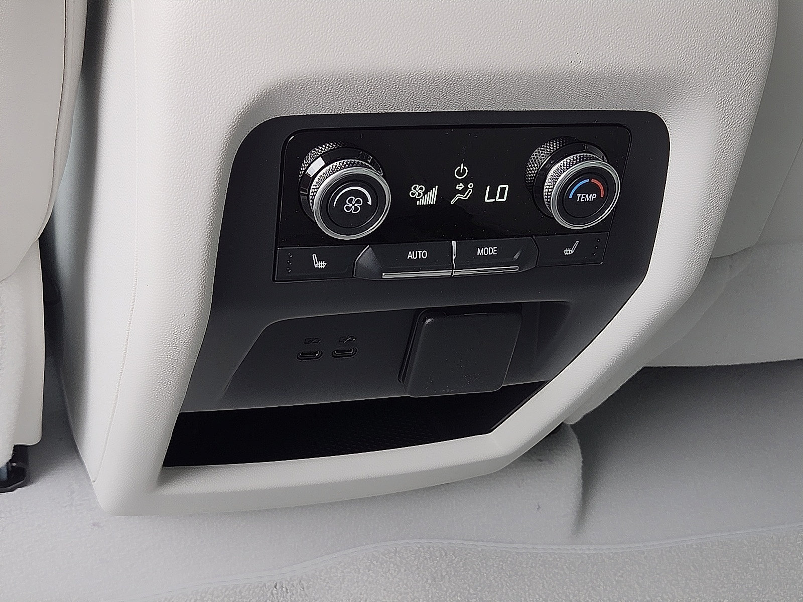 New 2027 Buick Enclave Avenir AWD/4WD image 12