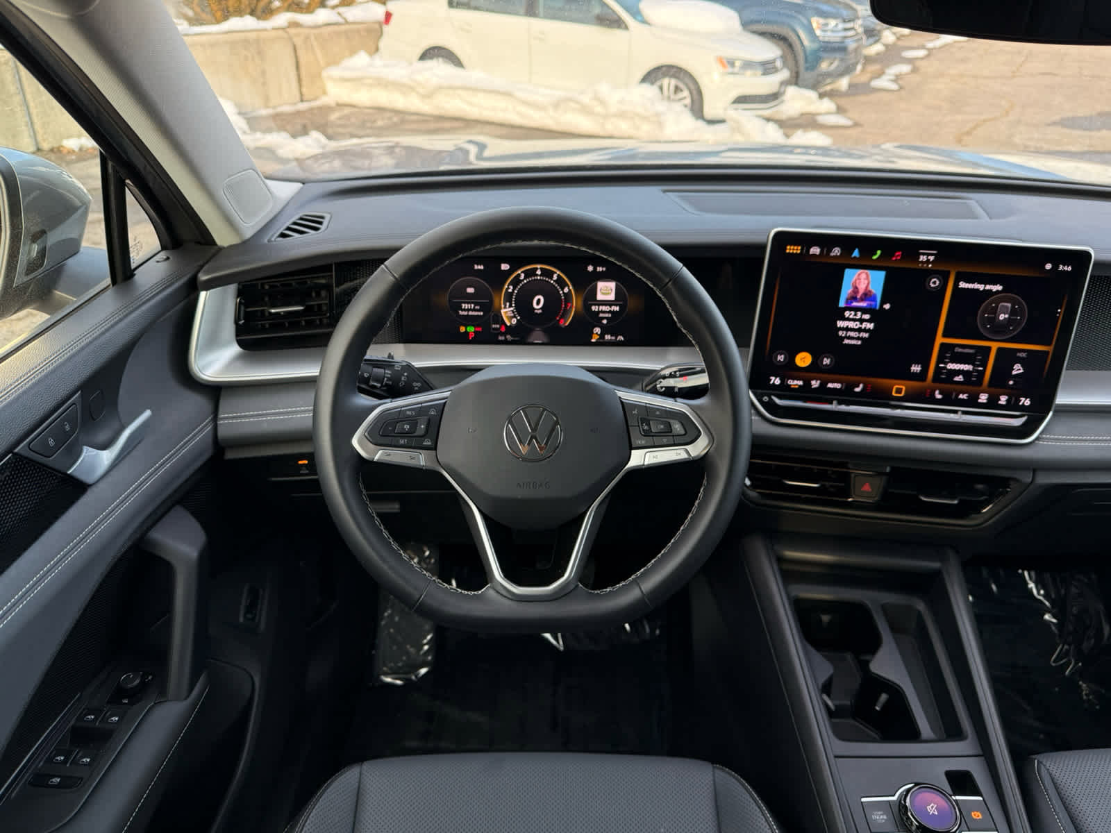 Certified 2025 Volkswagen Tiguan SE image 21