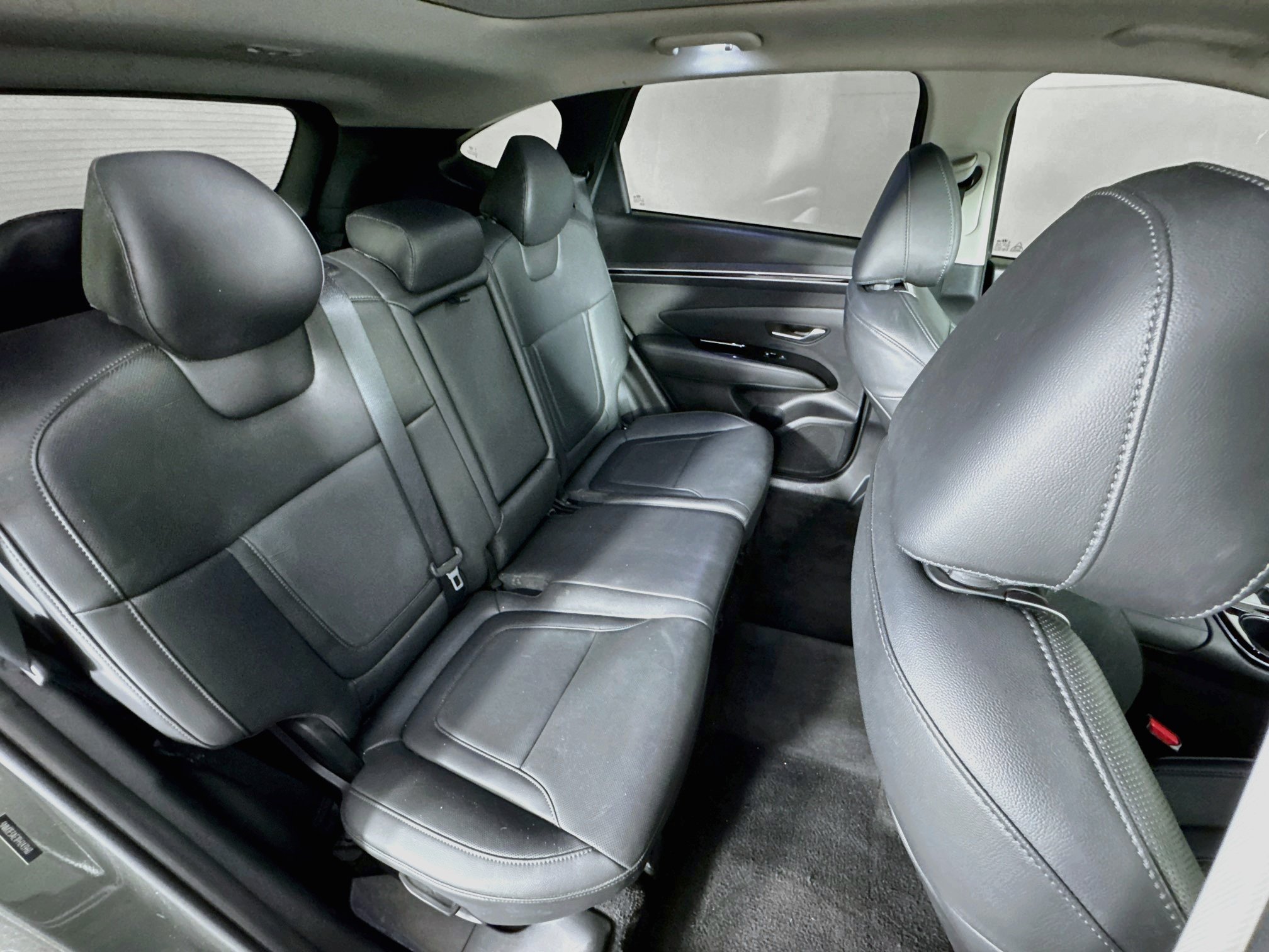 Used 2023 Hyundai Tucson Limited w/ Cargo Package FWD image 32