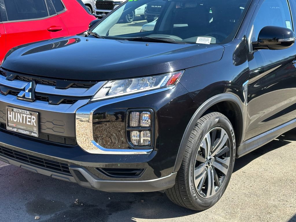 Used 2025 Mitsubishi Outlander Sport SE image 3