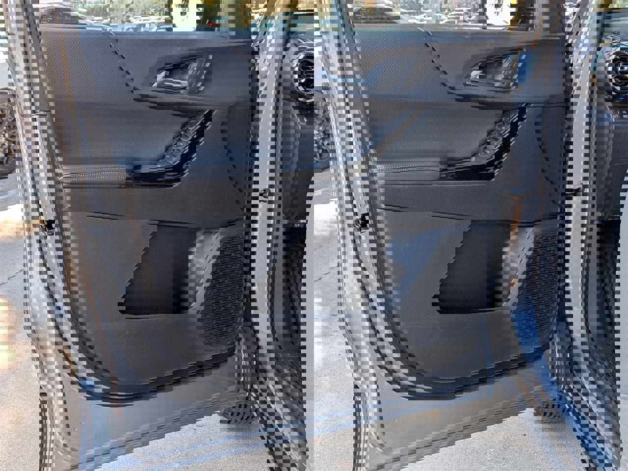 New 2026 Chevrolet Equinox LT image 7