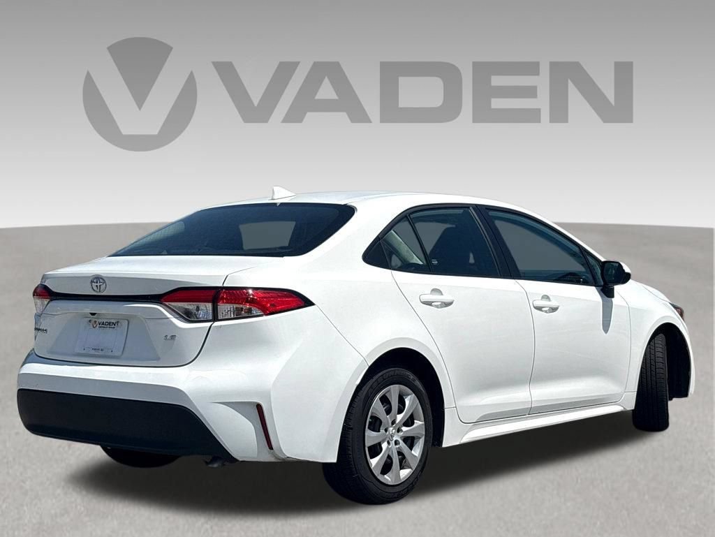 Used 2024 Toyota Corolla LE FWD image 18