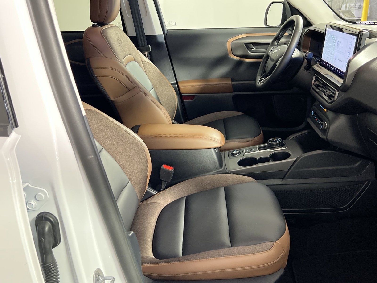 Used 2025 Ford Bronco Sport Outer Banks w/ Outer Banks Tech Package+ image 29