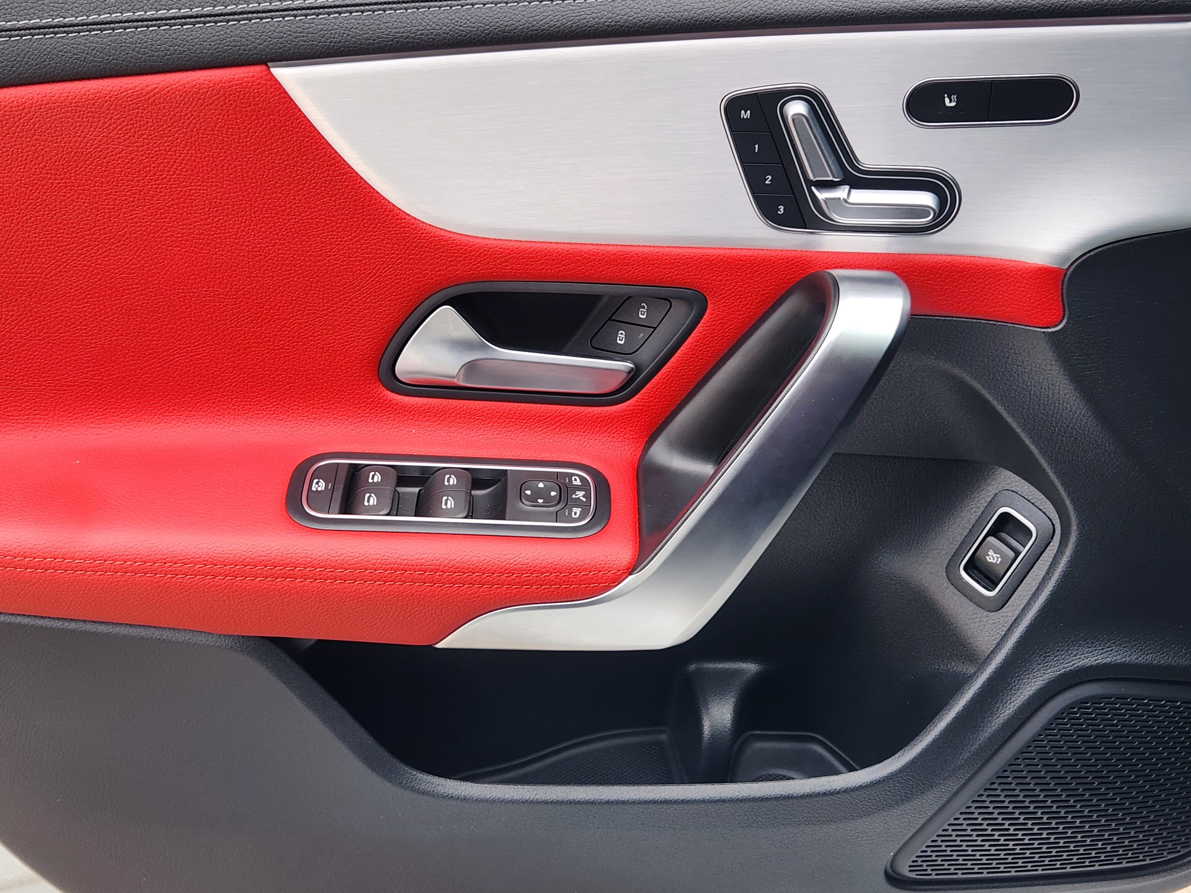 Certified 2023 Mercedes-Benz CLA 35 AMG 4MATIC image 23