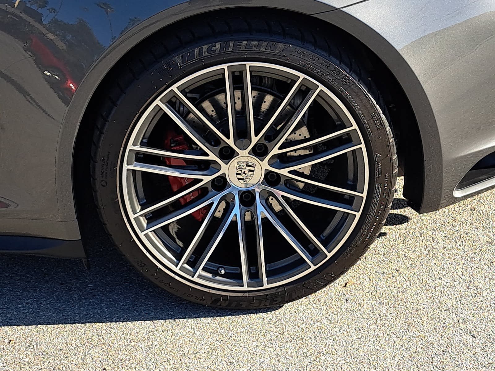 Used 2019 Porsche 911 Carrera 4S AWD/4WD image 35