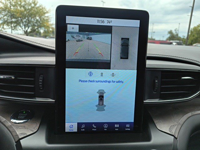 Used 2020 Ford Explorer Platinum w/ Premium Technology Package image 26