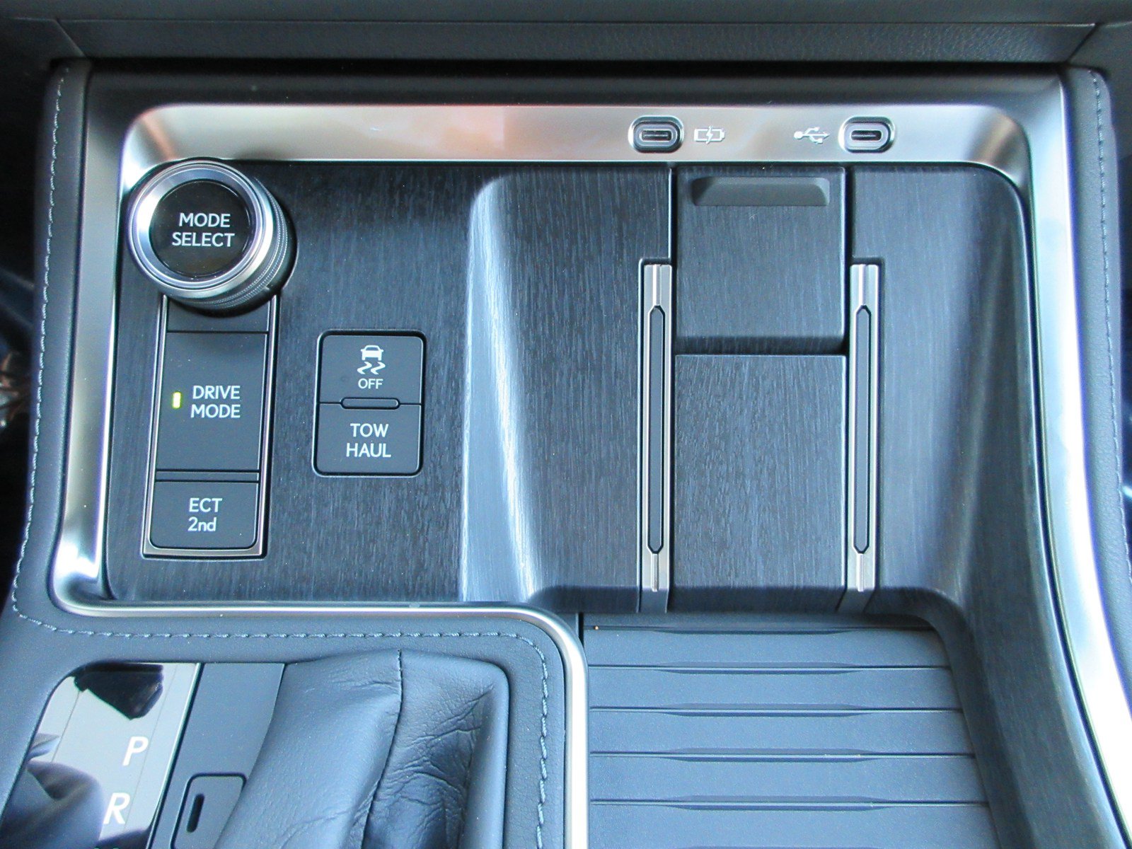 Used 2026 Lexus GX 550 w/ Cold Area Package AWD/4WD image 49