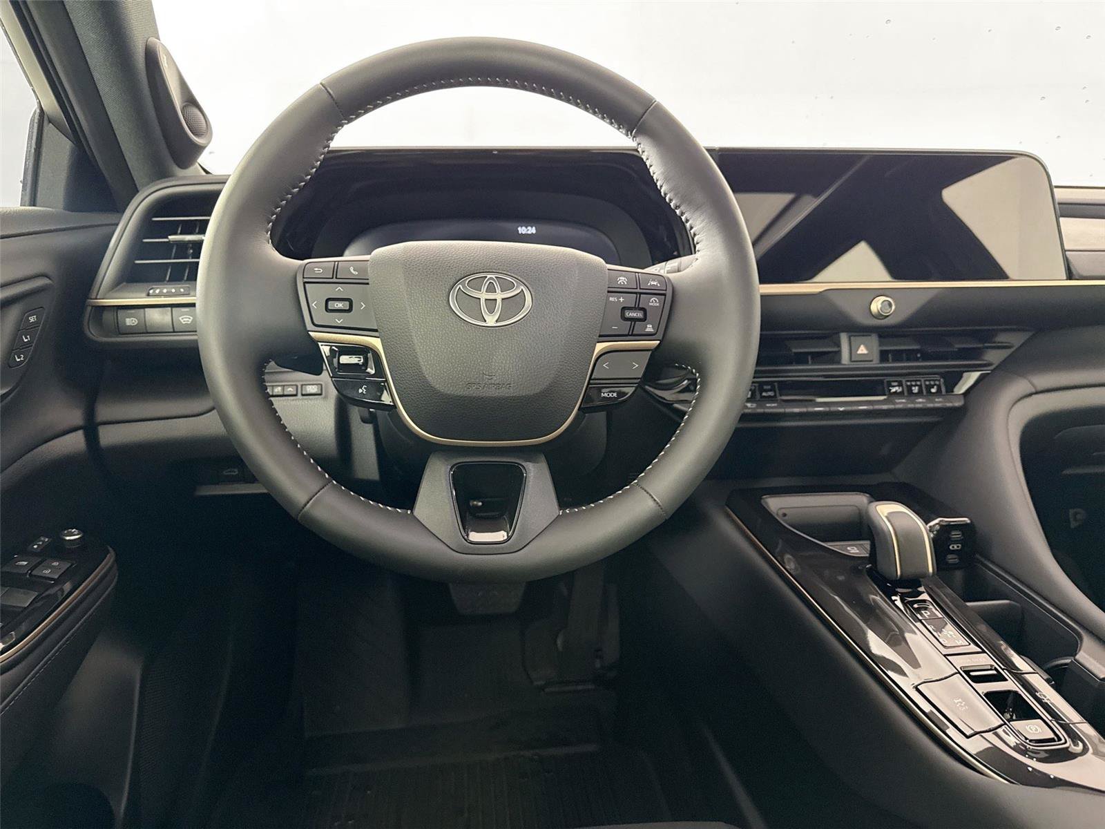 Certified 2026 Toyota Crown Platinum AWD/4WD image 33