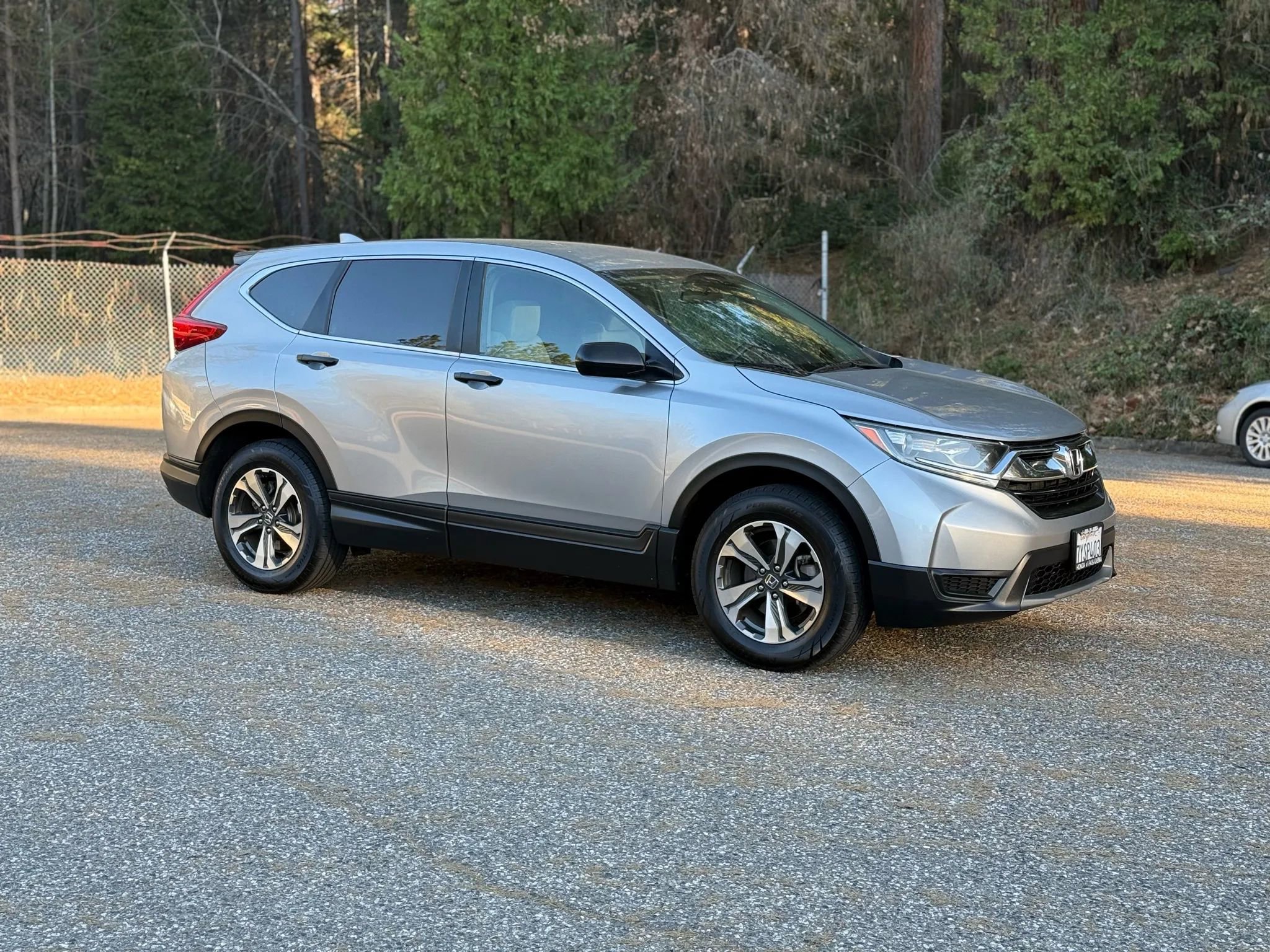 Used 2017 Honda CR-V LX image 5