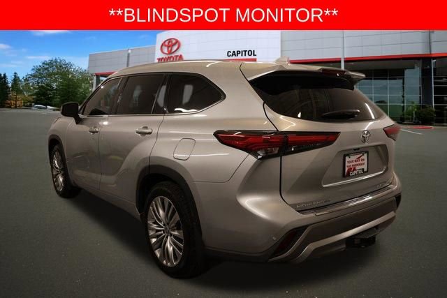 Used 2022 Toyota Highlander Platinum AWD/4WD image 5