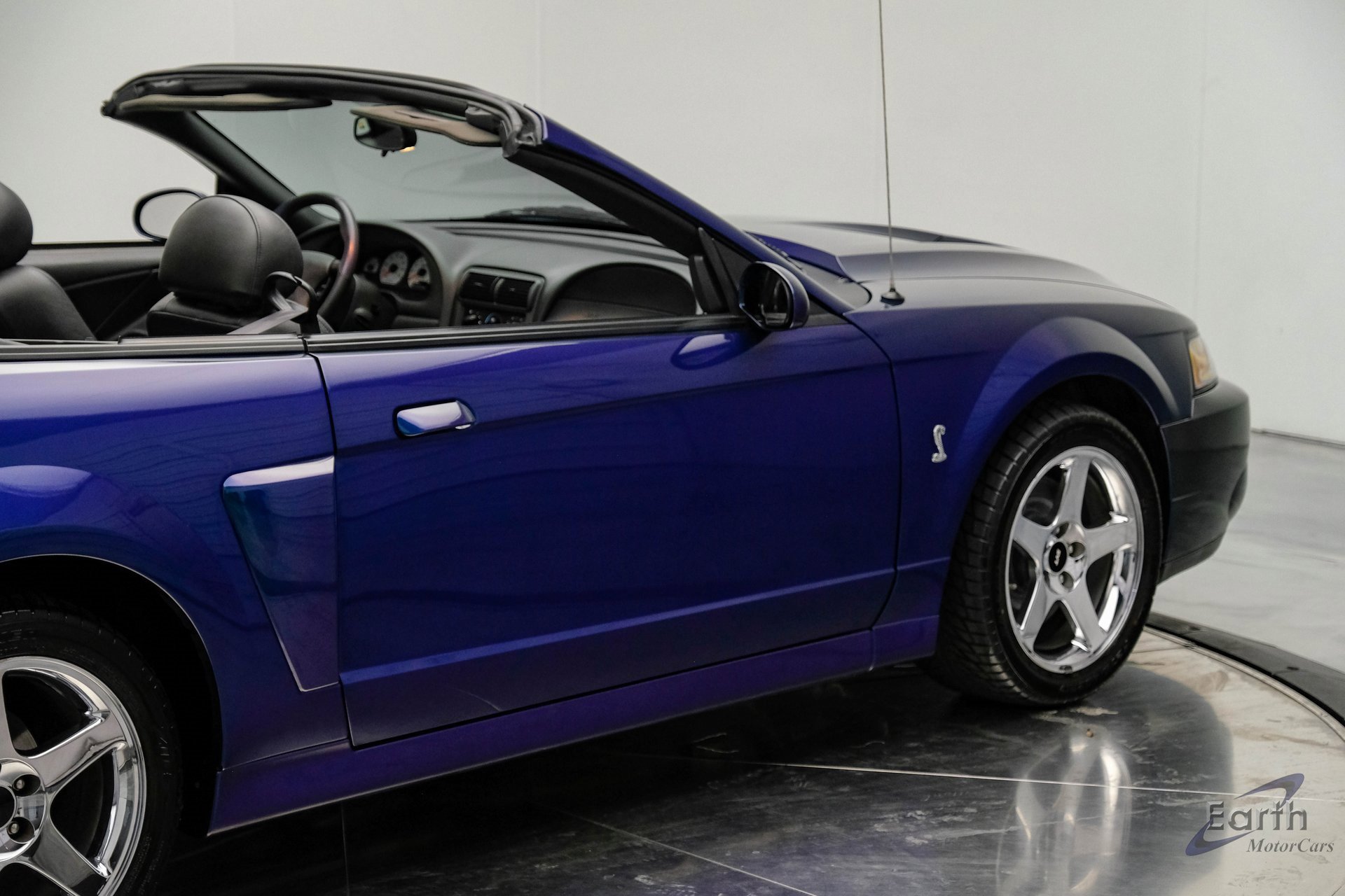 Used 2004 Ford Mustang Cobra image 18