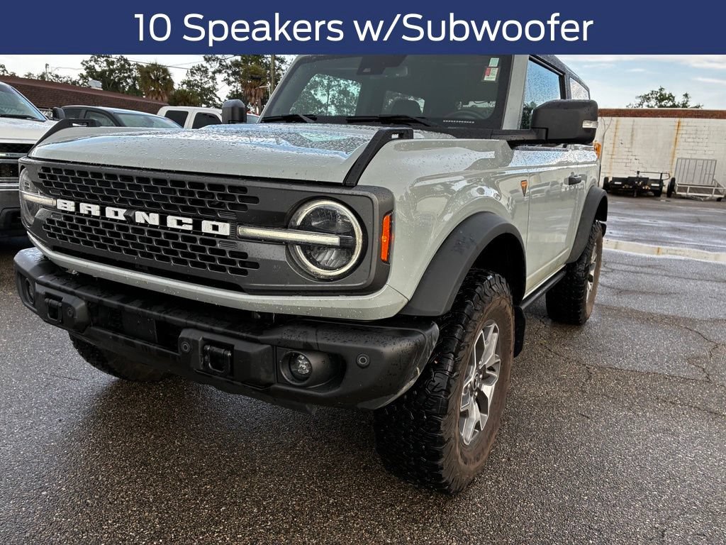 Used 2023 Ford Bronco Badlands AWD/4WD image 2