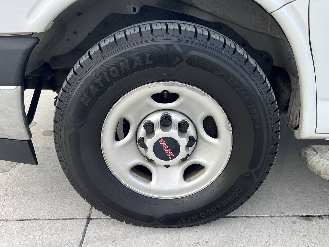 Used 2019 GMC Savana 2500 w/ Driver Convenience Package RWD image 20