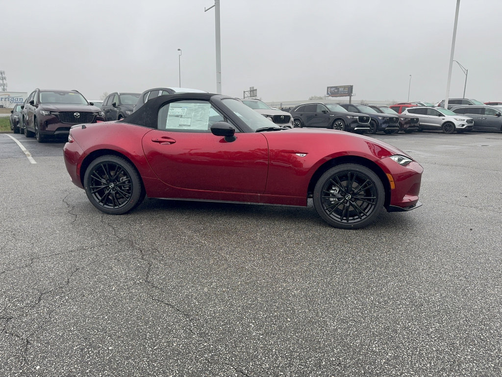 New 2026 MAZDA MX-5 Miata Club w/ Interior Package RWD image 4