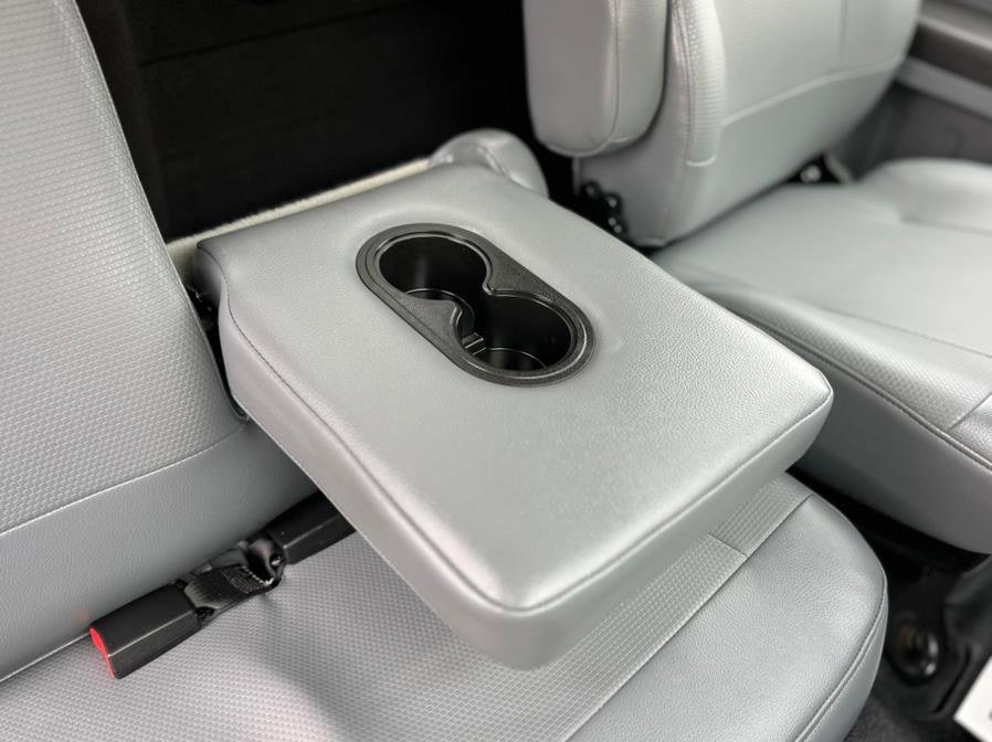 Used 2019 Ford F750 2WD Regular Cab Super Duty image 24