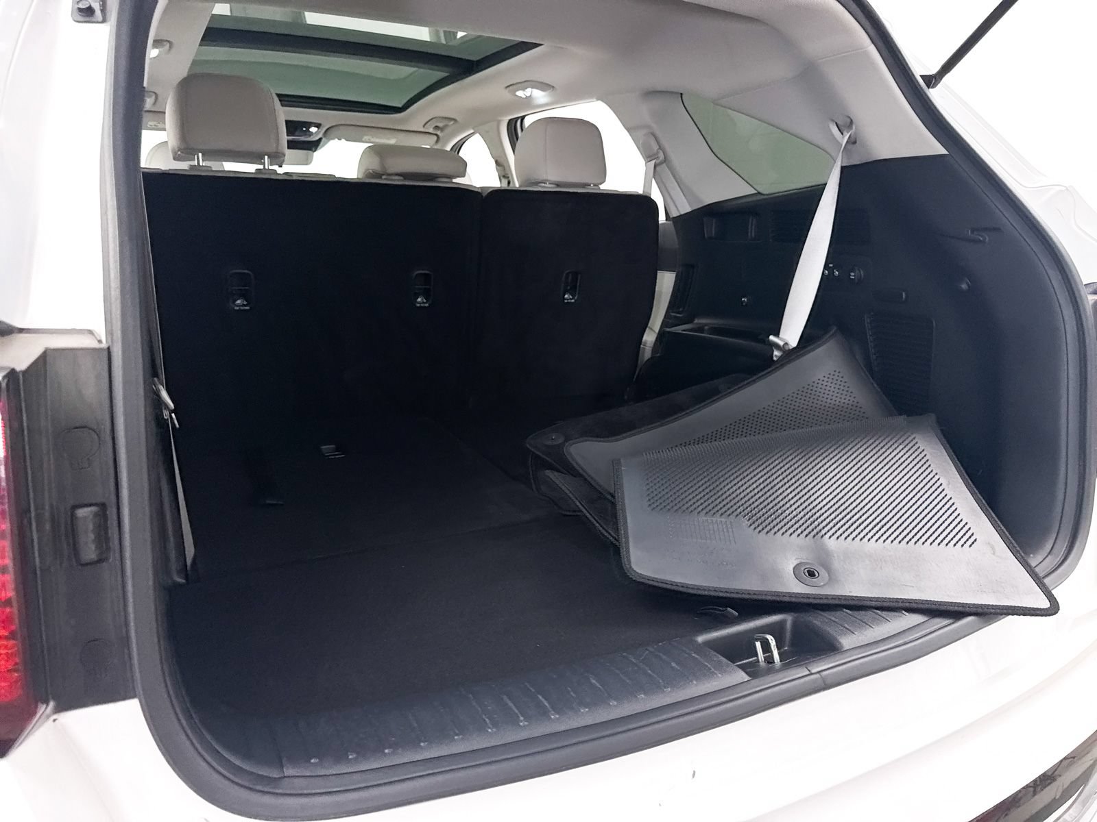 Used 2023 Kia Sorento S w/ Panoramic Sunroof Package FWD image 35