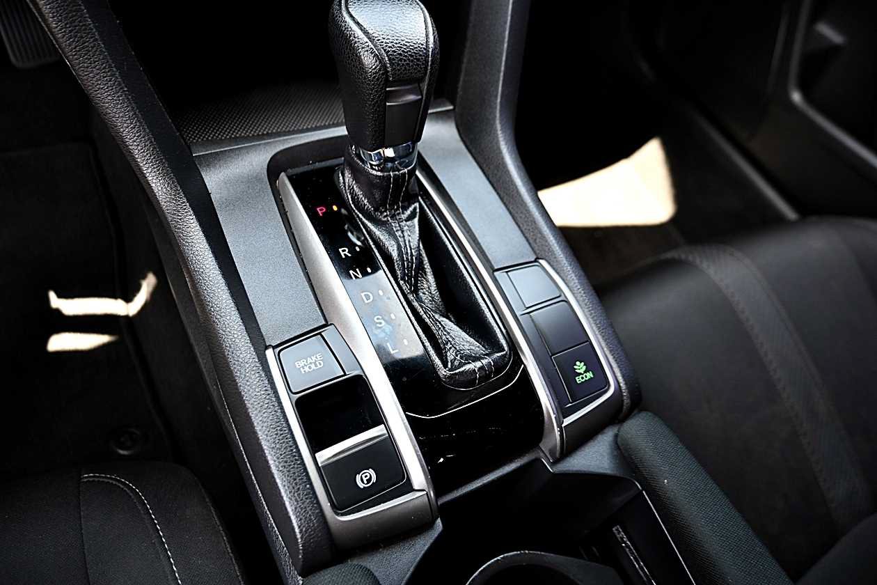 Used 2018 Honda Civic EX image 24