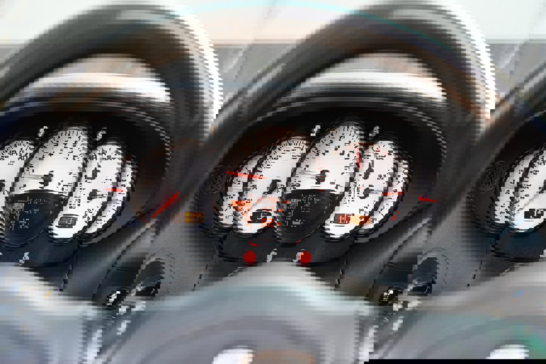 Used 2001 Porsche 911 Turbo image 32