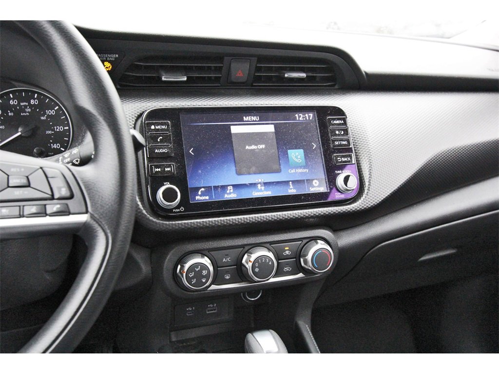 Used 2023 Nissan Kicks SV image 15