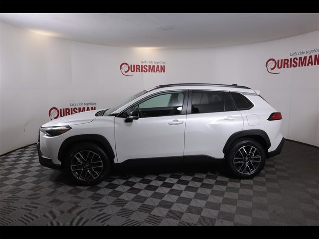 Used 2026 Toyota Corolla Cross XLE w/ Convenience Package image 4