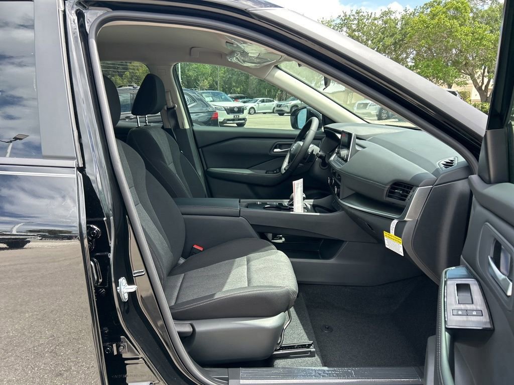 New 2026 Nissan Rogue SV image 40