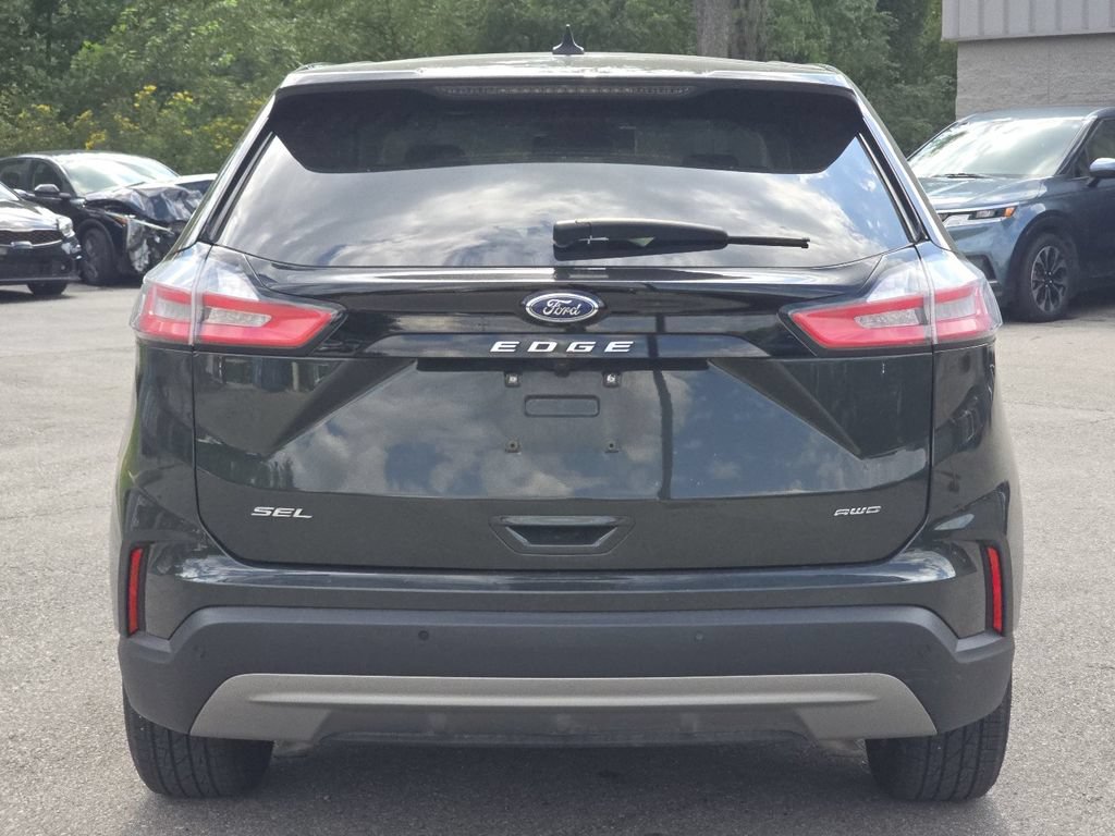 Used 2024 Ford Edge SEL AWD/4WD image 13